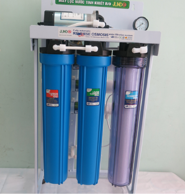 Tại sao nên mua máy lọc nước RO cho gia đình?