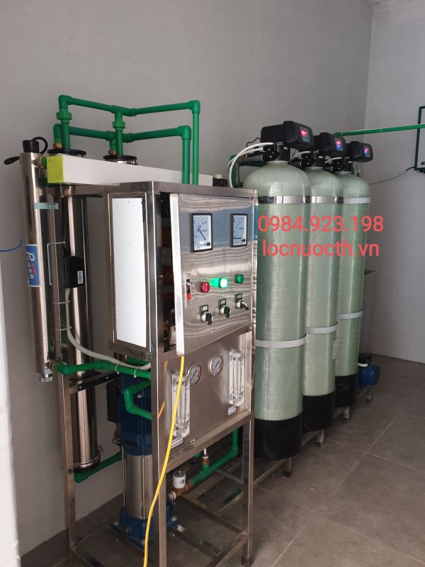 Máy lọc nước RO 800L van tự động không sản phẩm nào tiện lợi hơn